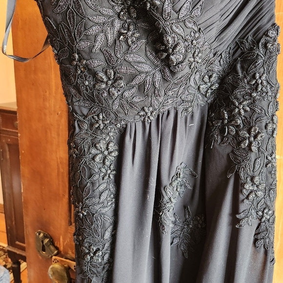 Womens little mistress dress - Picture 4 of 11